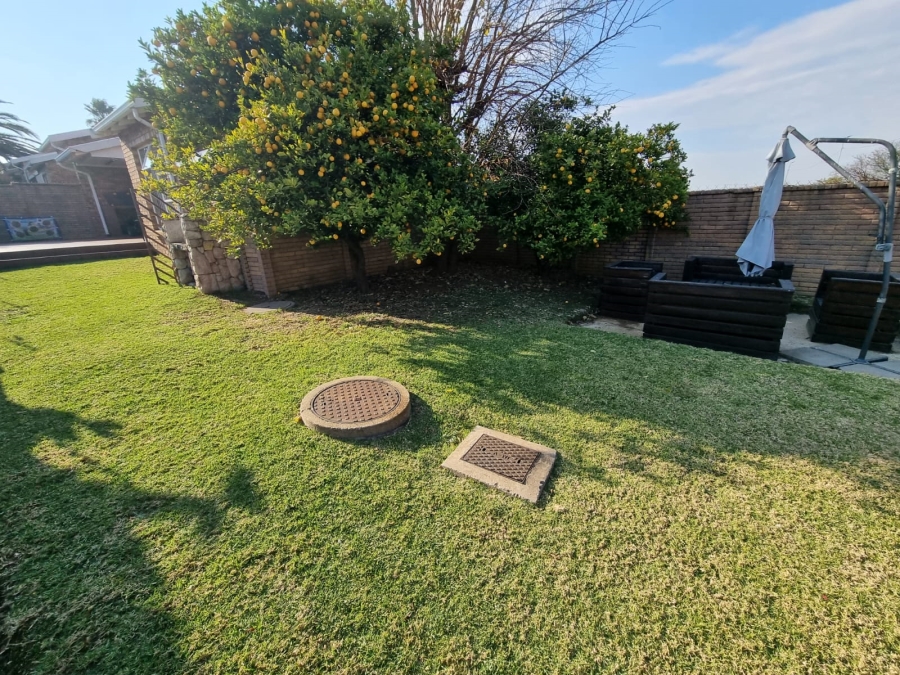 3 Bedroom Property for Sale in Liefde en Vrede Gauteng