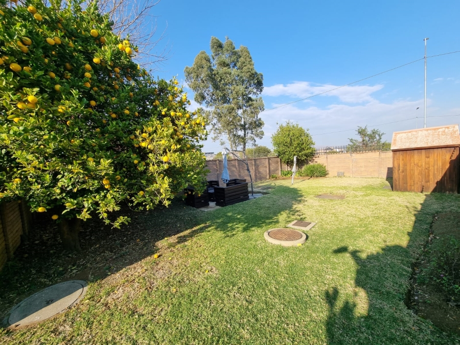 3 Bedroom Property for Sale in Liefde en Vrede Gauteng