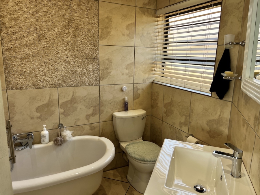 3 Bedroom Property for Sale in Liefde en Vrede Gauteng