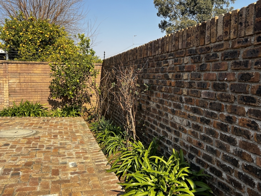 3 Bedroom Property for Sale in Liefde en Vrede Gauteng