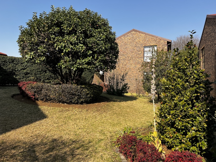 3 Bedroom Property for Sale in Liefde en Vrede Gauteng