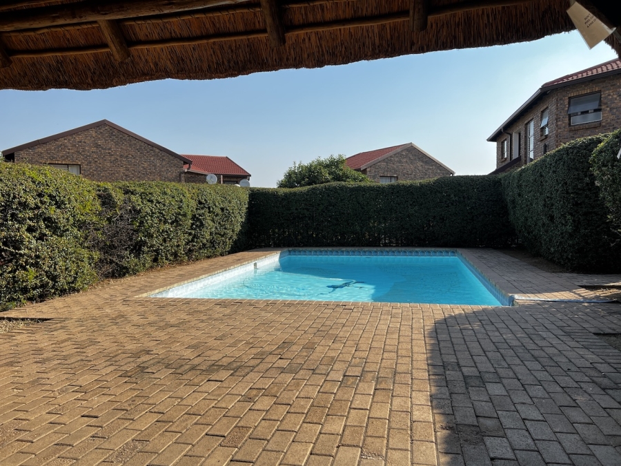 3 Bedroom Property for Sale in Liefde en Vrede Gauteng