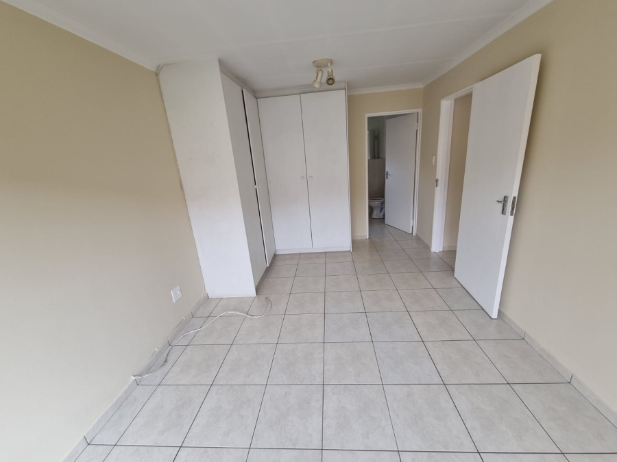 2 Bedroom Property for Sale in Liefde en Vrede Gauteng