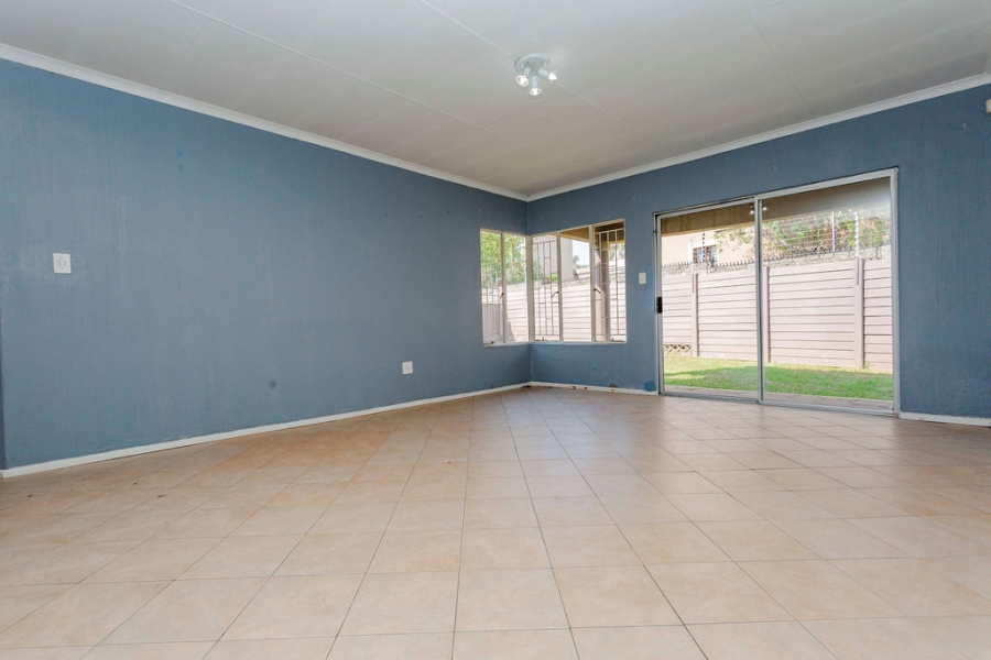 3 Bedroom Property for Sale in Halfway Gardens Gauteng
