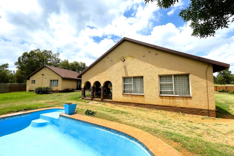 5 Bedroom Property for Sale in Henley on Klip Gauteng