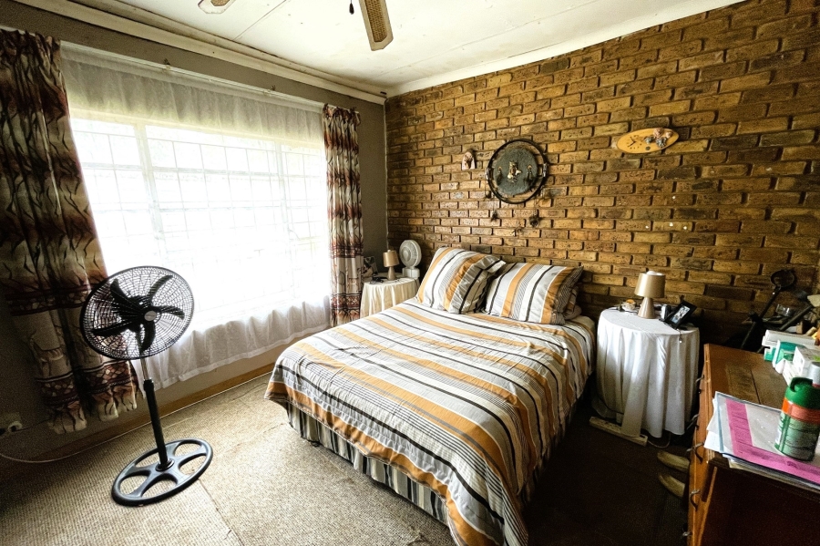 5 Bedroom Property for Sale in Henley on Klip Gauteng