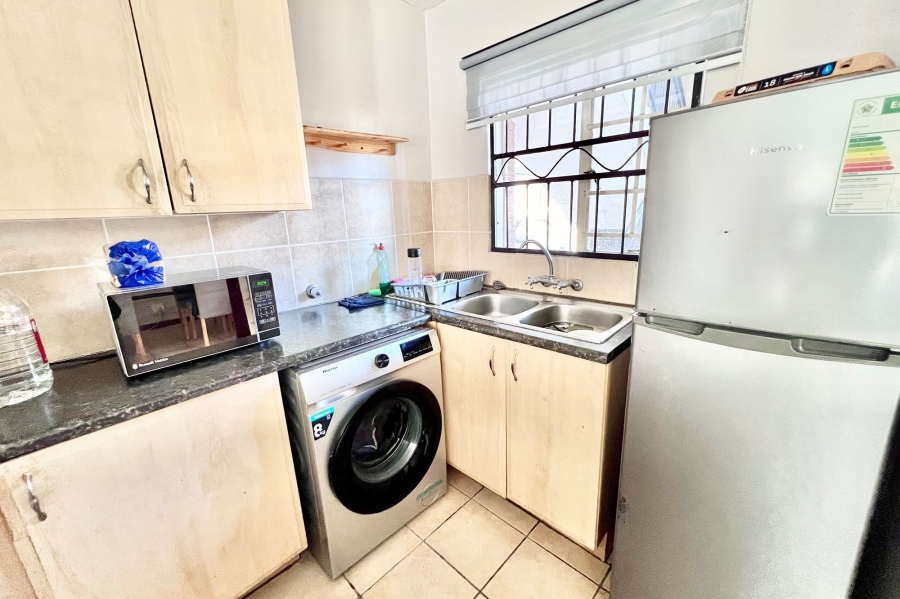 2 Bedroom Property for Sale in Noordwyk Gauteng