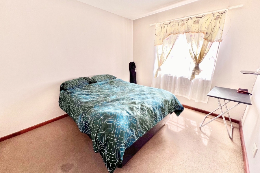 2 Bedroom Property for Sale in Noordwyk Gauteng