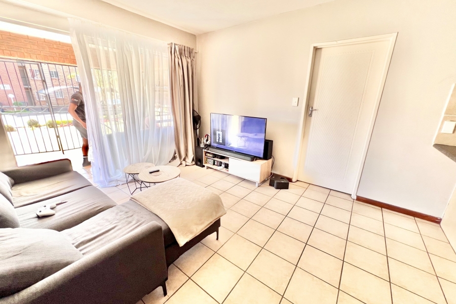 2 Bedroom Property for Sale in Noordwyk Gauteng