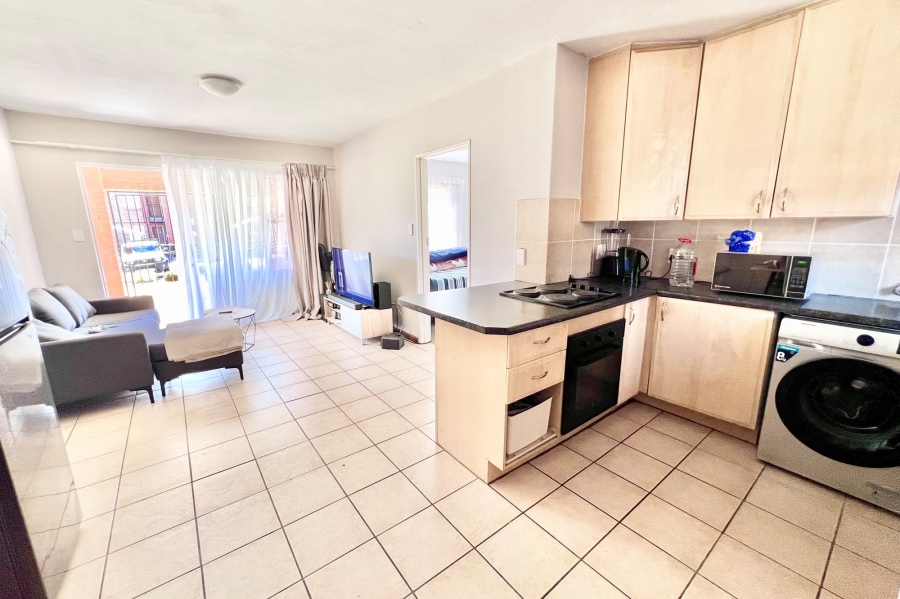 2 Bedroom Property for Sale in Noordwyk Gauteng