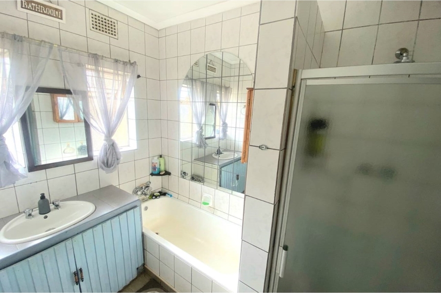 4 Bedroom Property for Sale in Vanderbijlpark SE 1 Gauteng