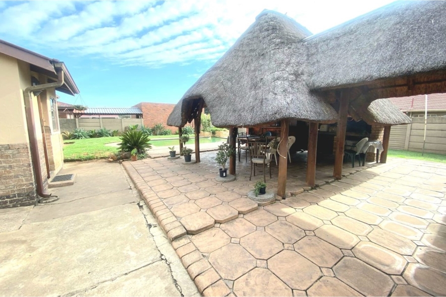 4 Bedroom Property for Sale in Vanderbijlpark SE 1 Gauteng