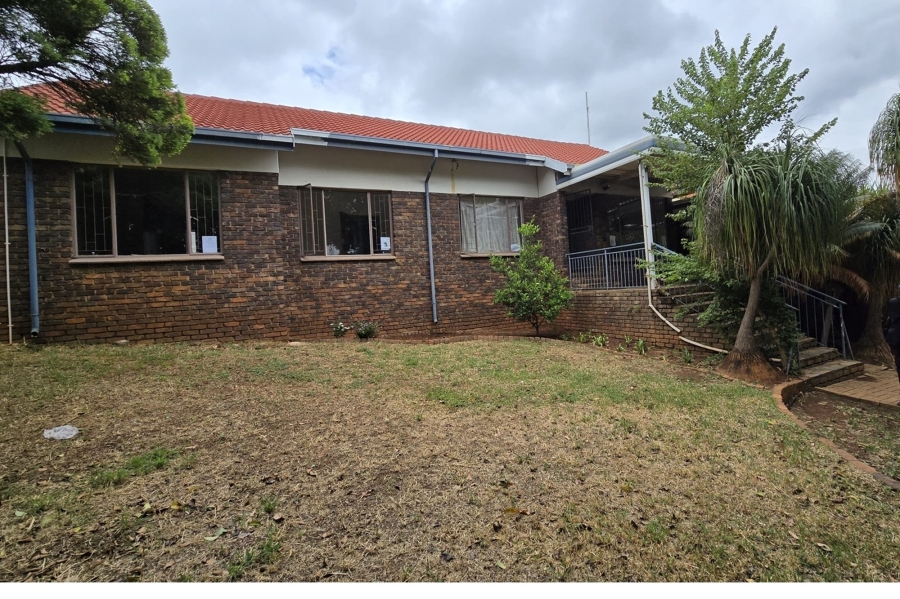 4 Bedroom Property for Sale in Pierre Van Ryneveld Gauteng