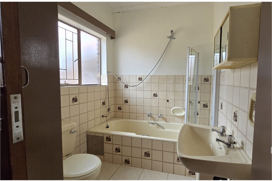 4 Bedroom Property for Sale in Pierre Van Ryneveld Gauteng