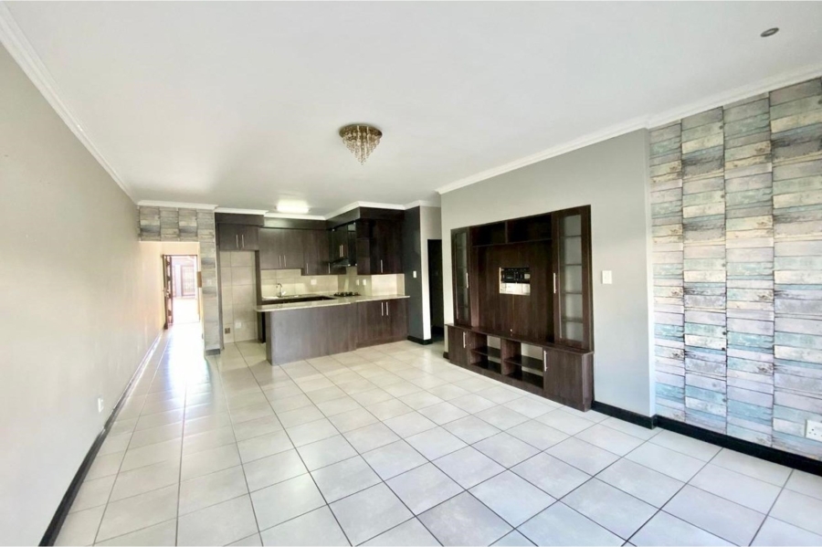 2 Bedroom Property for Sale in Three Rivers Gauteng