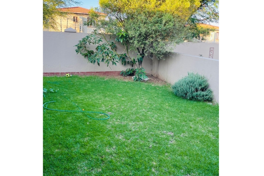 To Let 3 Bedroom Property for Rent in Noordwyk Gauteng