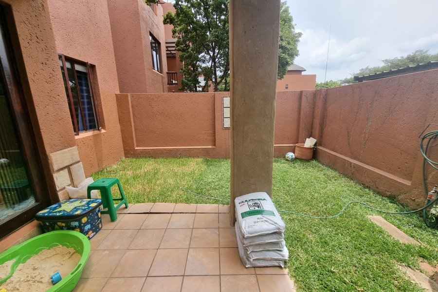 To Let 2 Bedroom Property for Rent in Sunninghill Gauteng