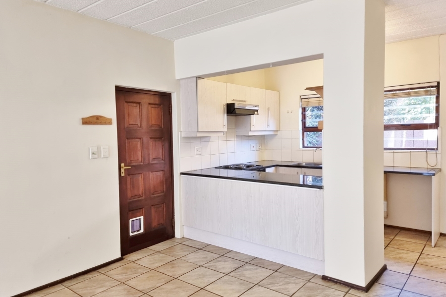 To Let 2 Bedroom Property for Rent in Sunninghill Gauteng