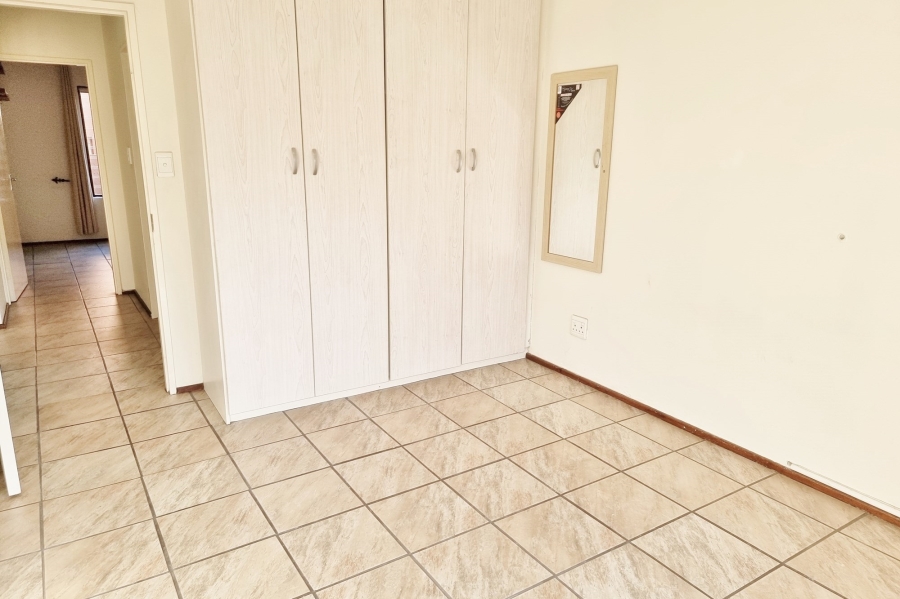 To Let 2 Bedroom Property for Rent in Sunninghill Gauteng