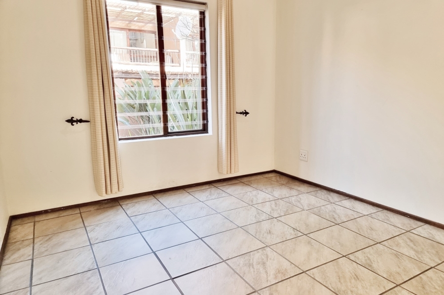 To Let 2 Bedroom Property for Rent in Sunninghill Gauteng