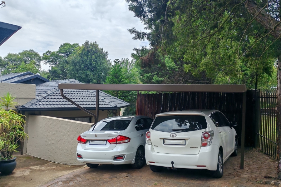 To Let 1 Bedroom Property for Rent in Robindale Gauteng