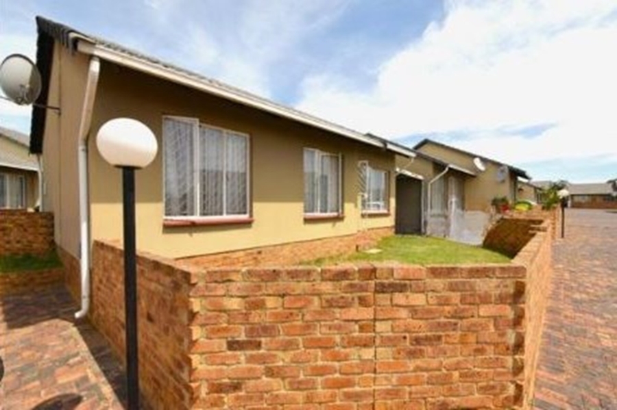 3 Bedroom Property for Sale in Ormonde Gauteng