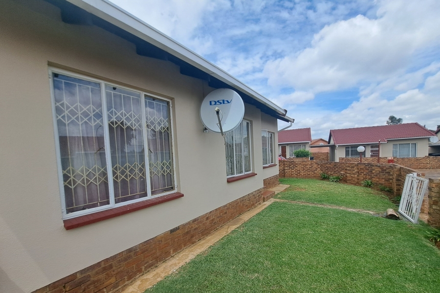 3 Bedroom Property for Sale in Ormonde Gauteng