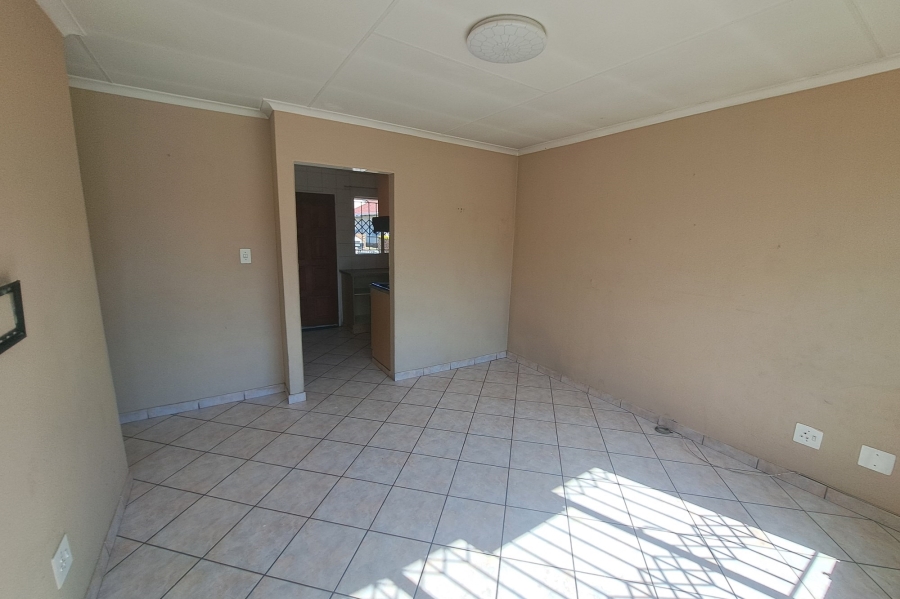 3 Bedroom Property for Sale in Ormonde Gauteng