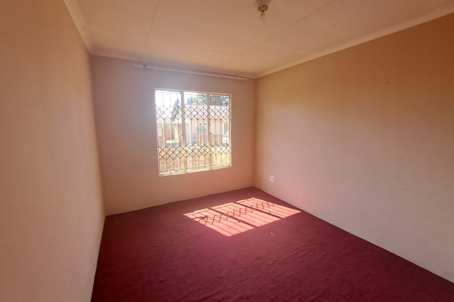 3 Bedroom Property for Sale in Ormonde Gauteng