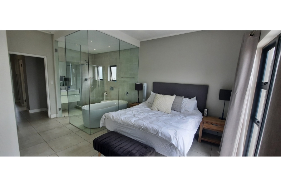 To Let 2 Bedroom Property for Rent in Waterfall Gauteng