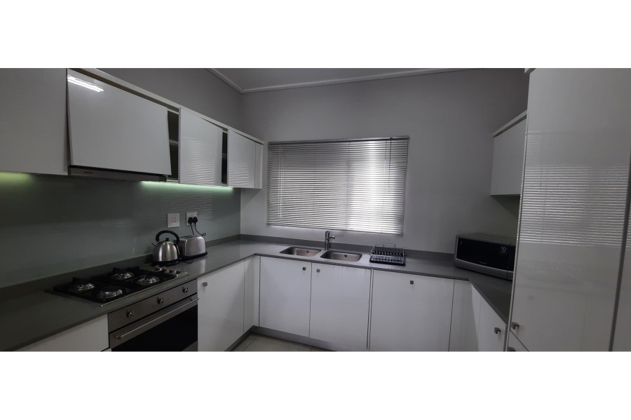 To Let 2 Bedroom Property for Rent in Waterfall Gauteng