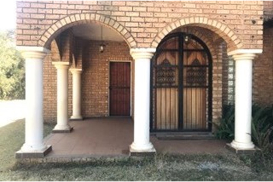 4 Bedroom Property for Sale in Grootfontein Country Estate Gauteng