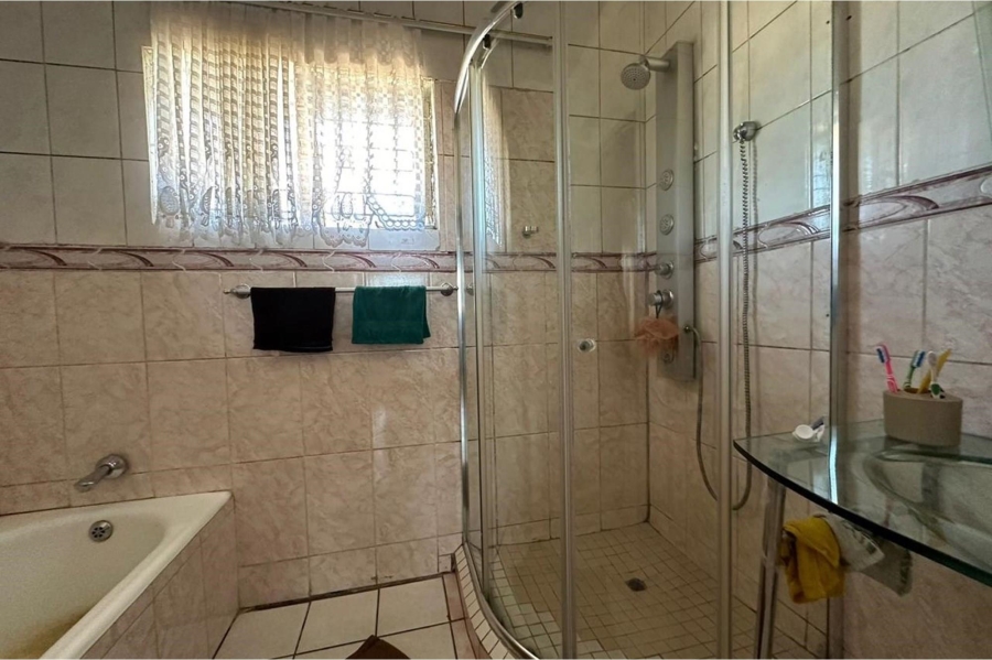 3 Bedroom Property for Sale in Endicott Gauteng