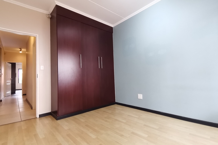 3 Bedroom Property for Sale in Greenstone Hill Gauteng