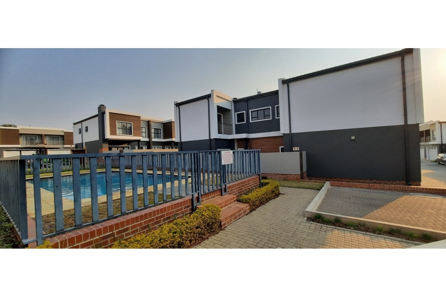 To Let 3 Bedroom Property for Rent in Sunninghill Gauteng