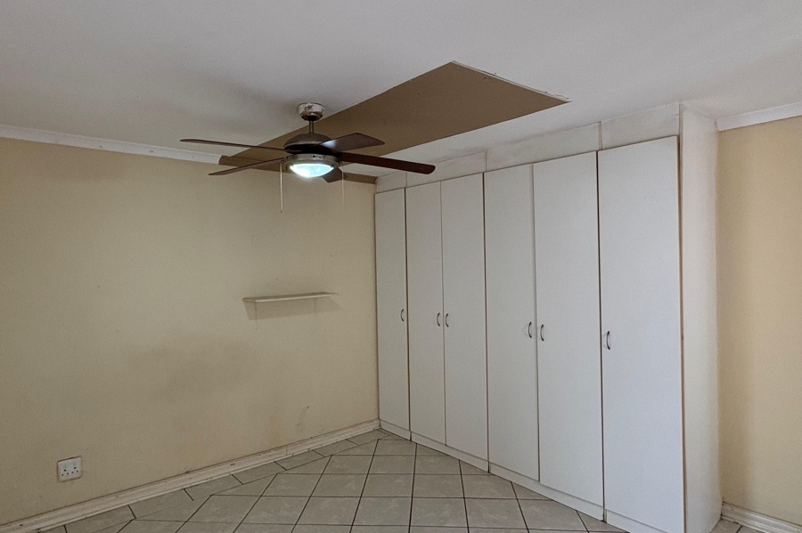 To Let 1 Bedroom Property for Rent in Airfield Gauteng