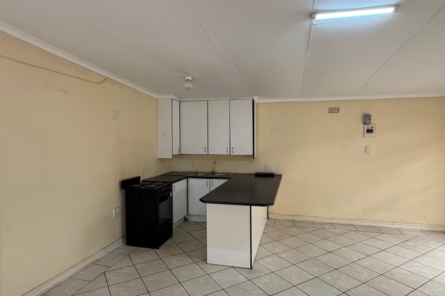 To Let 1 Bedroom Property for Rent in Airfield Gauteng