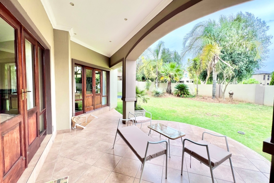 4 Bedroom Property for Sale in Carlswald Gauteng