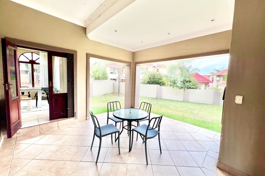 4 Bedroom Property for Sale in Carlswald Gauteng