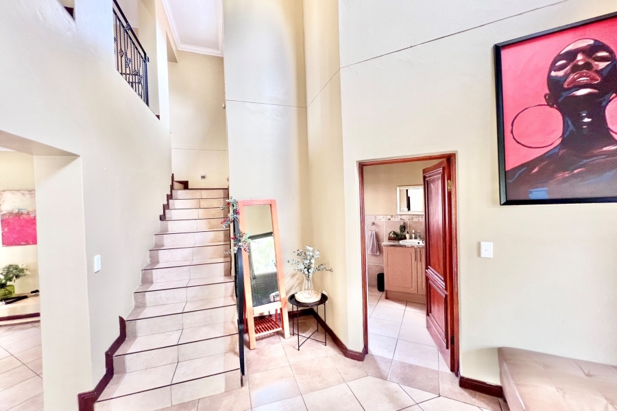 4 Bedroom Property for Sale in Carlswald Gauteng