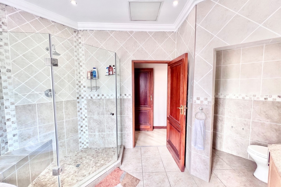 4 Bedroom Property for Sale in Carlswald Gauteng