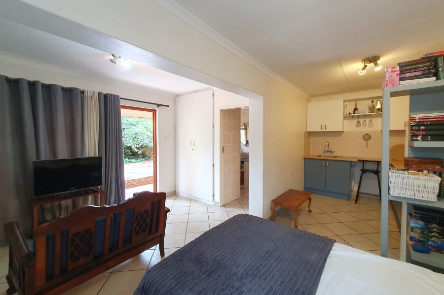 3 Bedroom Property for Sale in Rooihuiskraal Gauteng