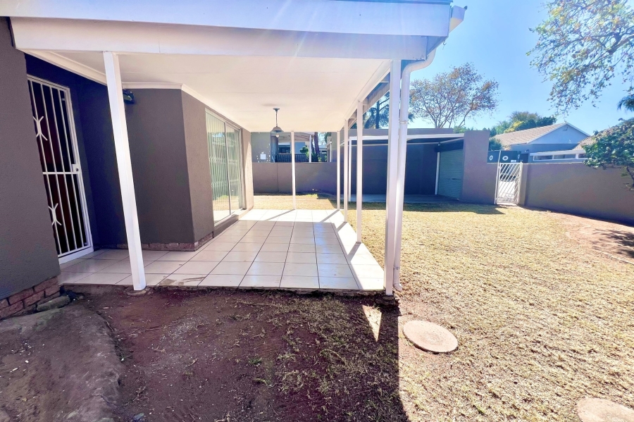 2 Bedroom Property for Sale in Noordwyk Gauteng