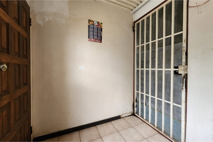 5 Bedroom Property for Sale in Endicott Gauteng