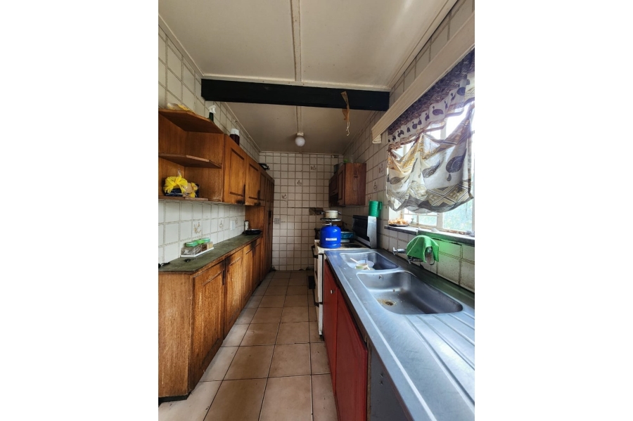 5 Bedroom Property for Sale in Endicott Gauteng