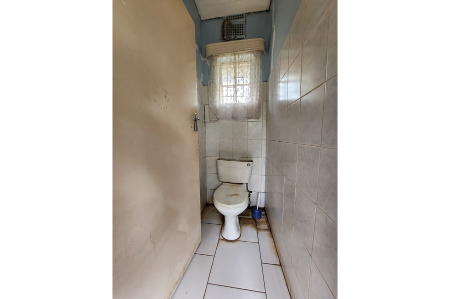 5 Bedroom Property for Sale in Endicott Gauteng