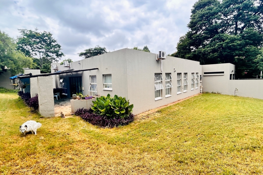 4 Bedroom Property for Sale in Erasmusrand Gauteng