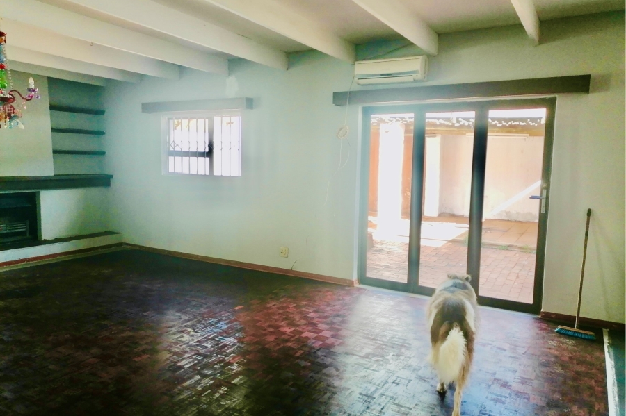 4 Bedroom Property for Sale in Erasmusrand Gauteng