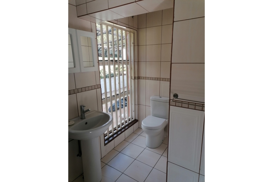 4 Bedroom Property for Sale in Erasmusrand Gauteng