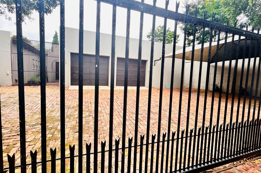 4 Bedroom Property for Sale in Erasmusrand Gauteng